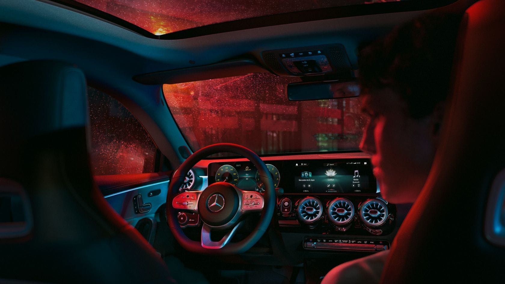 Mercedes-Benz CLA Coupé: MBUX Nell'immagine, gli interni di Nuovo Mercedes-Benz CLA Coupé.
