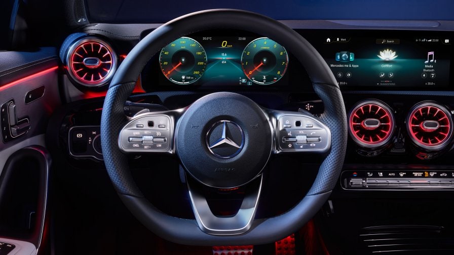 Nell'immagine, il volante riscaldabile di Nuovo CLA Coupé.