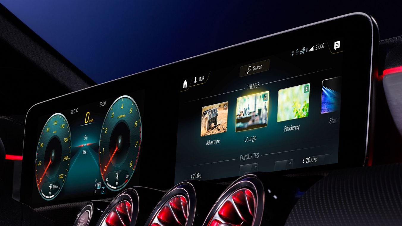 Dettaglio della plancia con display widescreen di Nuovo CLA Coupé.