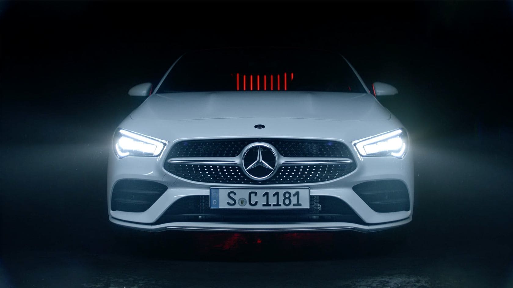 Nel video, Mercedes-Benz User Experience a bordo del Nuovo CLA Coupé.
