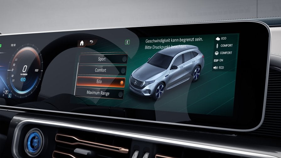 Mercedes-Benz EQC: programmi di marcia EQ Nell'immagine, il display multimediale di Mercedes-Benz EQC.
