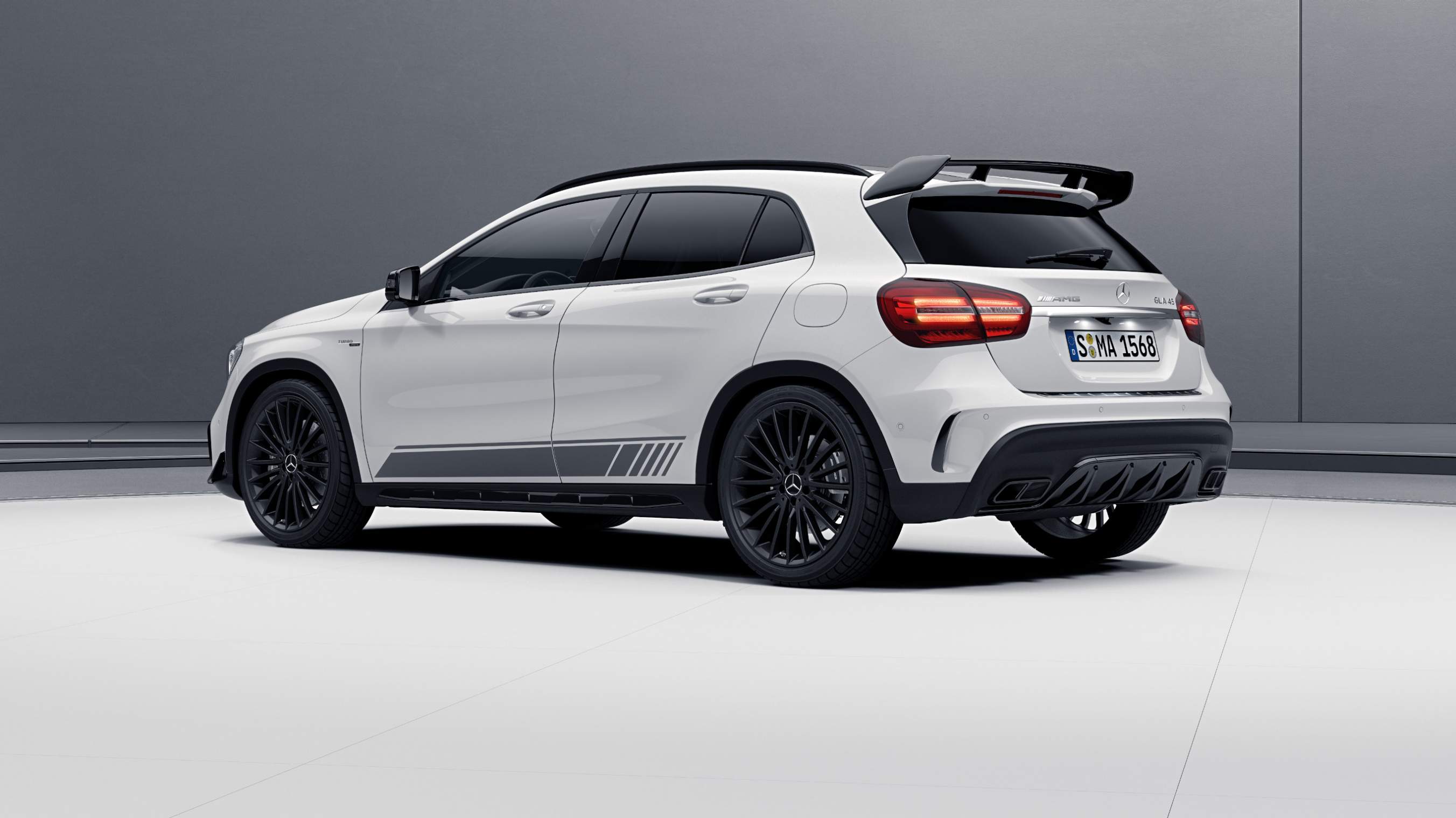 Mercedes-Benz GLA SUV: equipaggiamenti