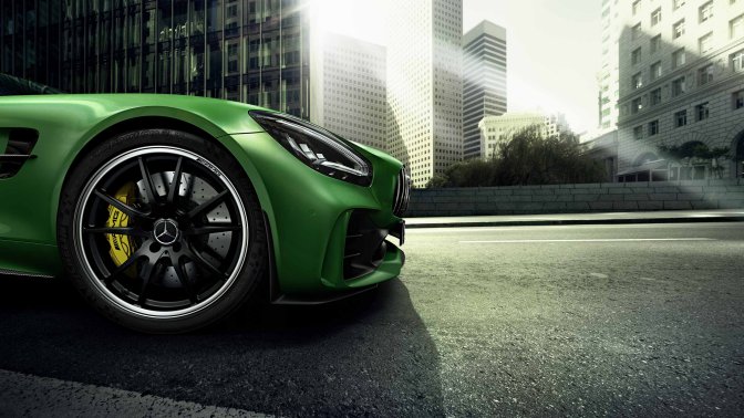 2018-amg-gtr-3-2730x1536