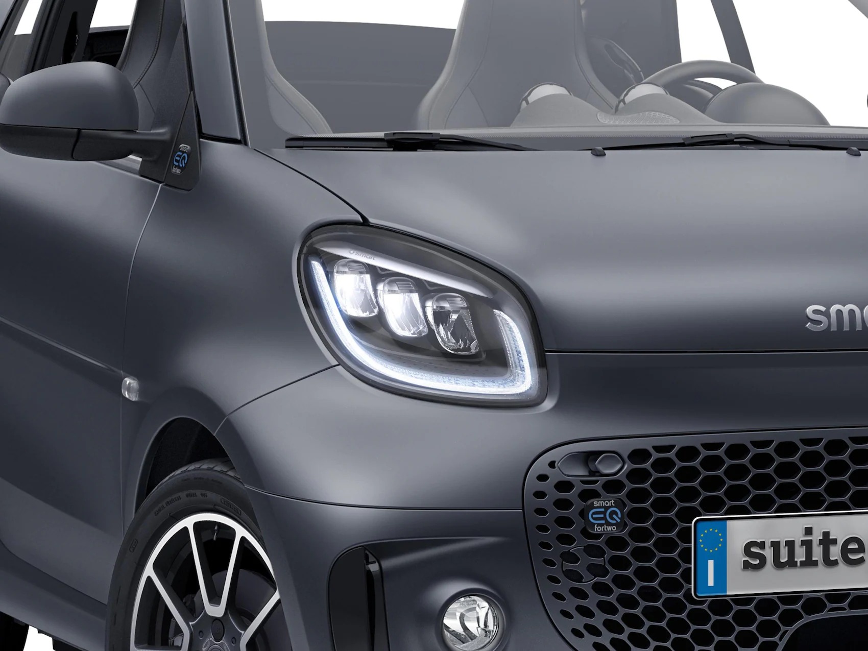 smart-eq-fortwo-suitegrey-fari-f